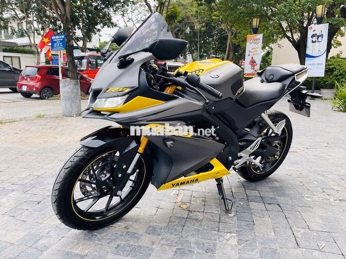 Yamaha R15 V3 2023 Xám Vàng