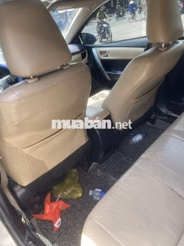 Toyota Altis 1.8G 2016 Bạc 110000 km