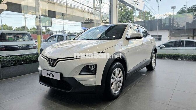 VinFast VF6 Plus 2026 Trắng