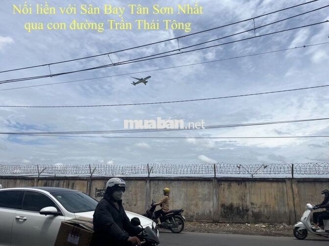 Bán Nhà Gần Sân Bay Tân Sơn Nhất giá rẻ !