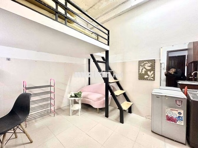 PHÒNG GÁC HSSV GẦN VLU CS1, ĐH SÀI GÒN, SƯ PHẠM, KHOA HỌC TỰ NHIÊN Q1