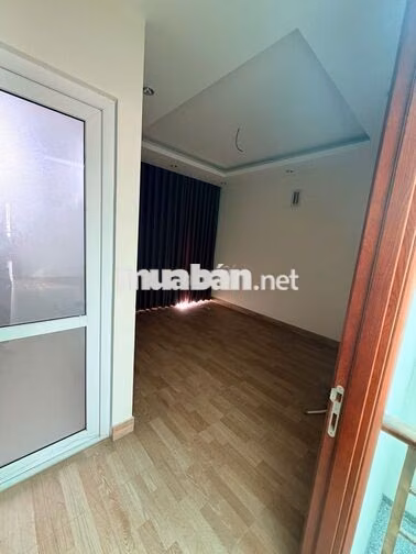 Cho thuê Nhà 5x20m, 1 hầm, 5 lầu, MT Dương Quang Đông, P.5, Q.8