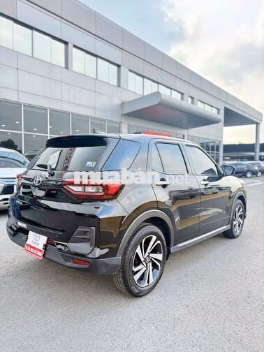 Toyota Raize 1.0 Turbo 2025 Đen 6.400 km