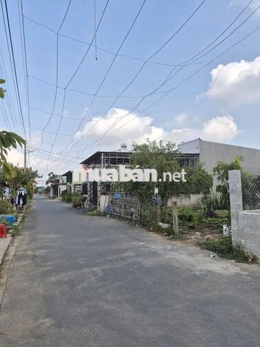 830 triệu - Đất thổ cư 101m2, Suối Lội, Tân Thông Hội, Sổ hồng riêng