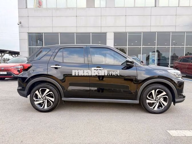 Toyota Raize 1.0 Turbo 2025 Đen 6.400 km