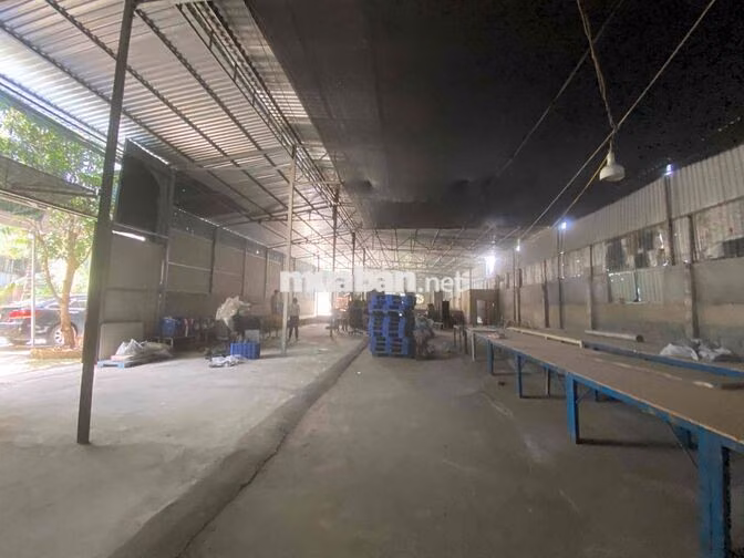 cho thuê kho xưởng 1500m2 giá siêu rẻ 25tr