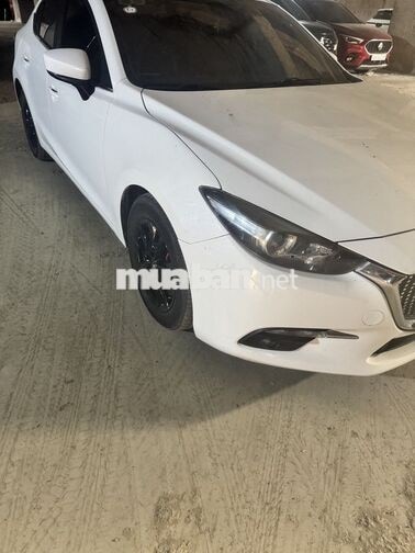 Mazda Mazda 3 2019 Trắng 10 vạn km