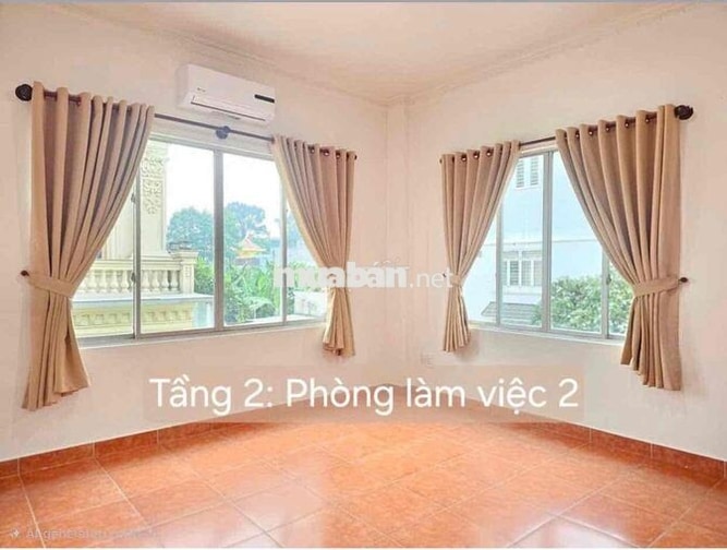 Mặt bằng kinh doanh gần siêu thị, chợ, trường đại Bình Dương