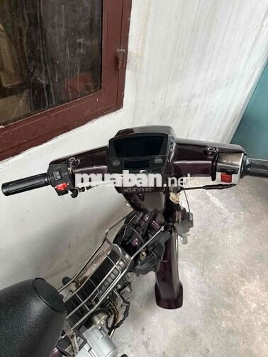 Honda Dream Super Nâu