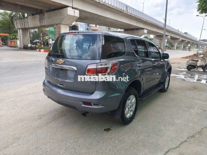 Chevrolet Trailblazer LT 2.5AT 2018 Xám 120000 km