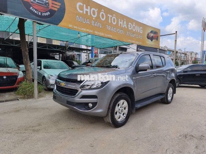 Chevrolet Trailblazer LT 2.5AT 2018 Xám 120000 km