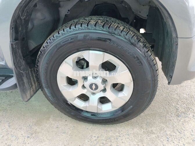 Chevrolet Trailblazer LT 2.5AT 2018 Xám 120000 km