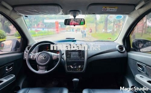 Xe Toyota Wigo 1.2 AT 2021 - 305 Triệu