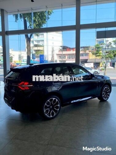 BMW X3 xDrive20i M Sport 2025 - 2 Tỷ 369 Triệu