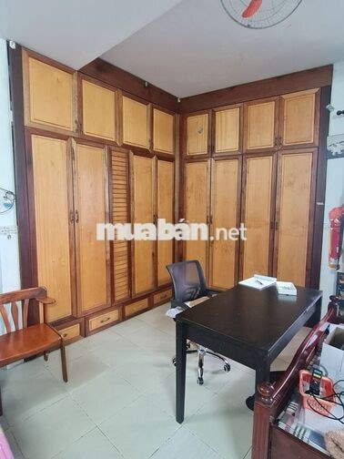 Nhà 4,6x21,5m, 4 tầng, hẻm Âu Dương Lân, P.2, Q.8