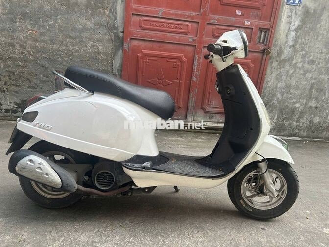 Xe tay ga Nio 50cc Trắng