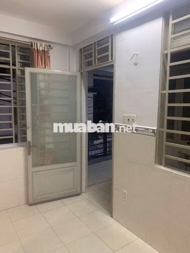Phòng trọ 25m2 gần chợ Phạm Văn Hai, Q.Tân Bình