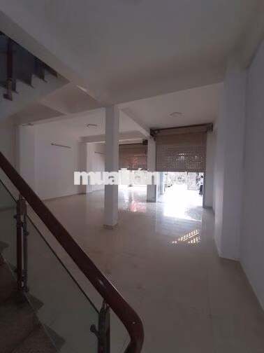 THƯƠNG HIỆU CẦN MỘT MẶT TIỀN ĐỦ “ĐỘ HIỆN DIỆN”? NGANG 9M - LINH TRUNG 