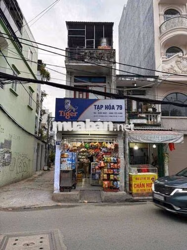 cần bán nhà Mặt tiền đường, đông đúc dân cư, buôn bán nhiều, gần chợ.