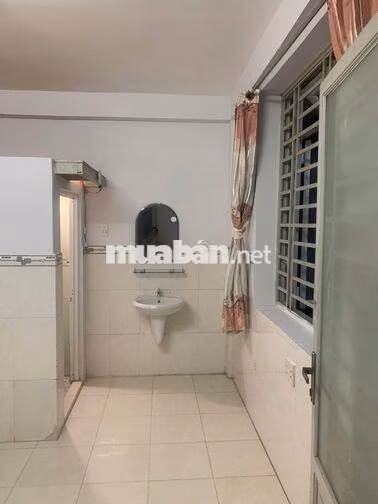 Phòng trọ 25m2 gần chợ Phạm Văn Hai, Q.Tân Bình