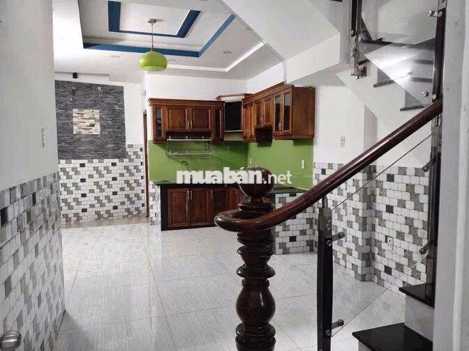 Cho thuê nhà vị trí đắc địa hẻm 6m đầy đủ tiện ích