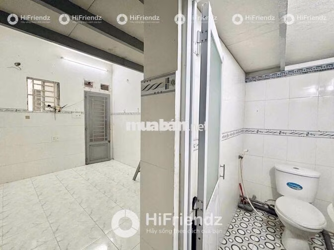 Cho Thuê Phòng Gác Giá Rẻ - Đi Bộ Qua Công Thương (HUIT) Chỉ 500m