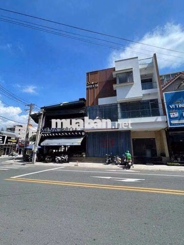 cần cho thuê toà nhà kdc vietsing dt 200m2 nhà 1 trệt 3 lầu