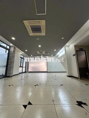 cần cho thuê toà nhà kdc vietsing dt 200m2 nhà 1 trệt 3 lầu