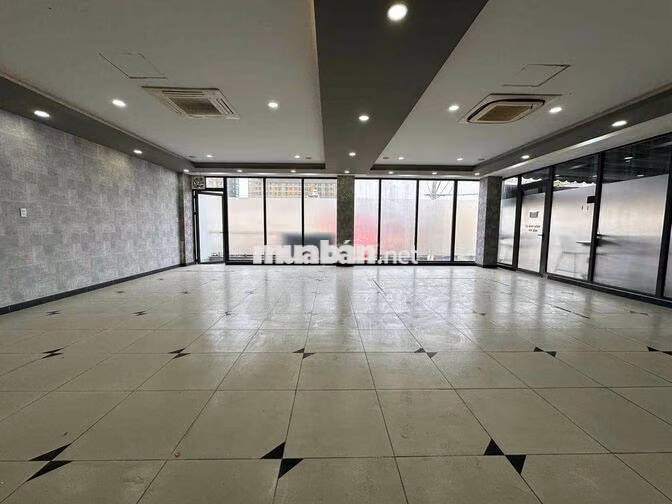 cần cho thuê toà nhà kdc vietsing dt 200m2 nhà 1 trệt 3 lầu
