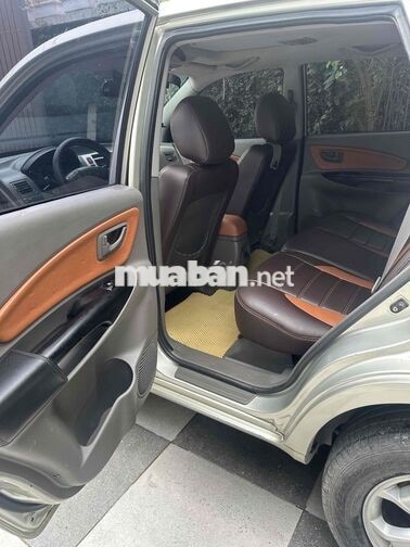 Hyundai Tucson 2.0 hai cầu 2009 Vàng cát