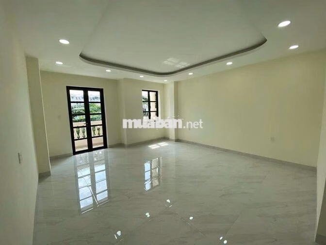 Cho thuê nhà MT 3A Trần Minh Quyền, Phường 11, Quận 10.