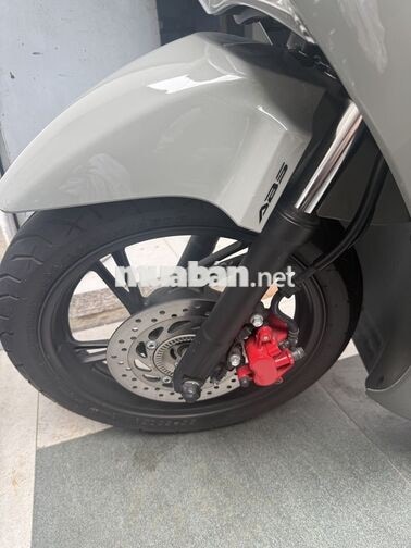 Honda SH 160i ABS 2023 Xám xi măng