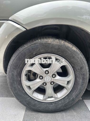 Hyundai Tucson 2.0 hai cầu 2009 Vàng cát