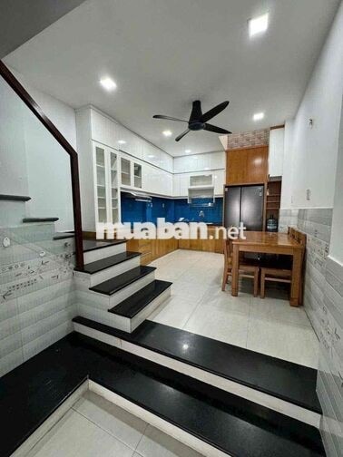 Cho thuê nhà mới, rộng rãi, thoáng 3pn full nt giá rẻ