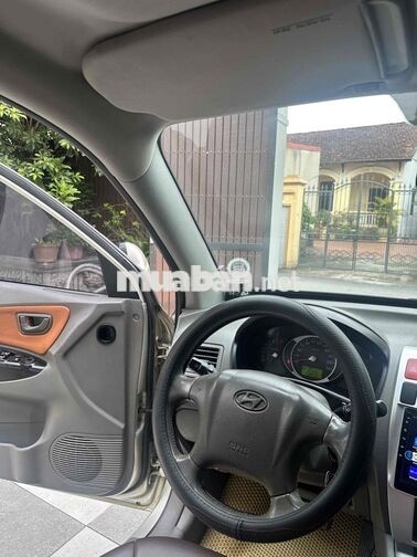 Hyundai Tucson 2.0 hai cầu 2009 Vàng cát