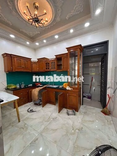 Nhà 1 trệt 3 lầu sân thượng đường Bình Thành BHH B bình tân