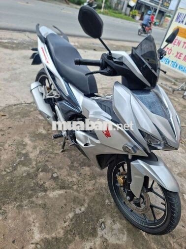 Honda Winner X Bạc