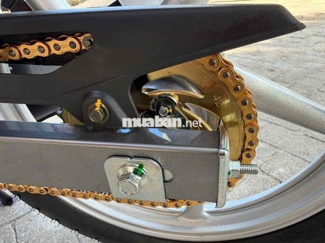 Suzuki Xipo 99 2 thì Đỏ, Kem Mới 100% giấy tờ thật