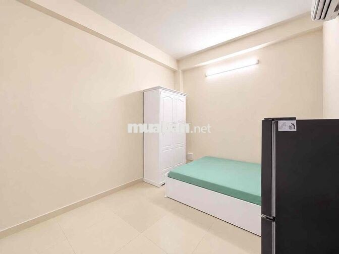 Ở NGAY PHÒNG XINH NGAY XÔ VIẾT NGHỆ TĨNH SÁT HUTECH, UEF THANG MÁY