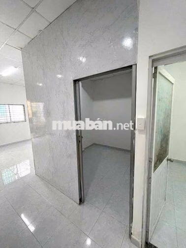 nhà đường linh tây 3 phòng ngủ gần trường, gần chợ thủ đức