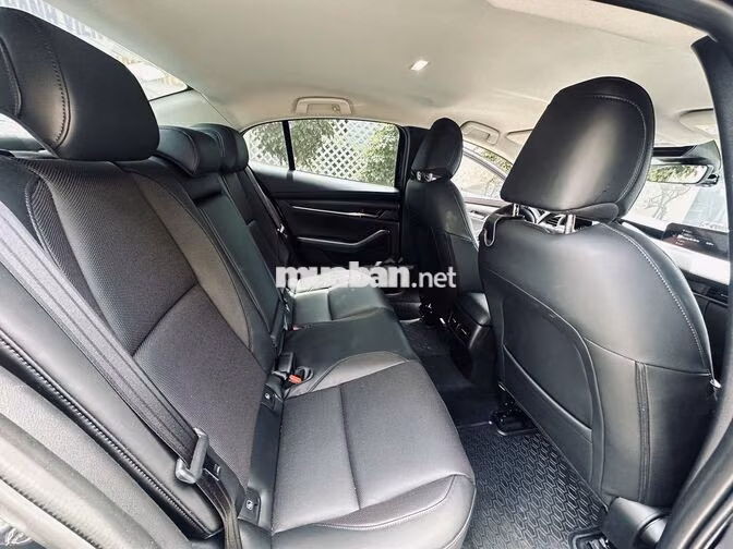 Mazda 3 1.5L Luxury 2026 Số tự động Xanh đen