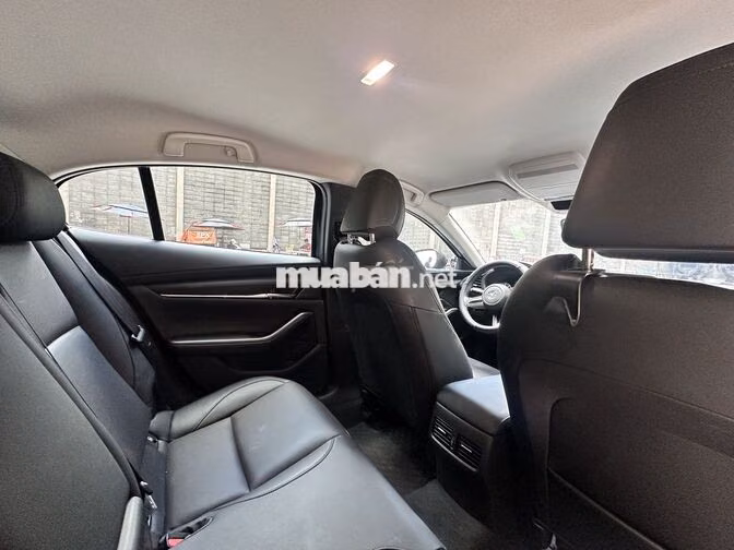 Mazda 3 1.5L Luxury 2026 Số tự động Xanh đen