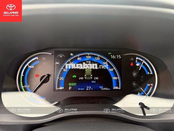 Toyota Innova Cross Hybrid 2025 CVT CHÍNH HÃNG