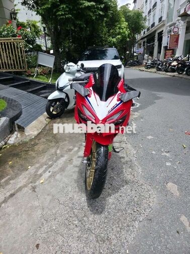 Honda CBR150R 20.000 km Đỏ Nhập khẩu
