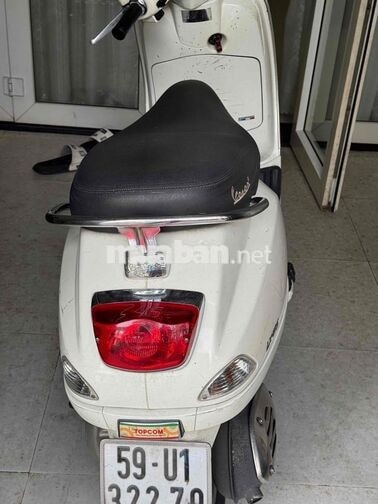 Piaggio Vespa 2012 Trắng