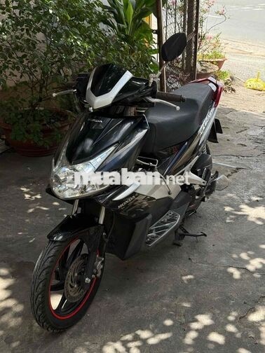 Honda Air Blade 2024 Đen bạc Việt Nam
