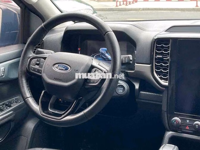 Ford Everest Ambient 2023 74.600 km Nâu