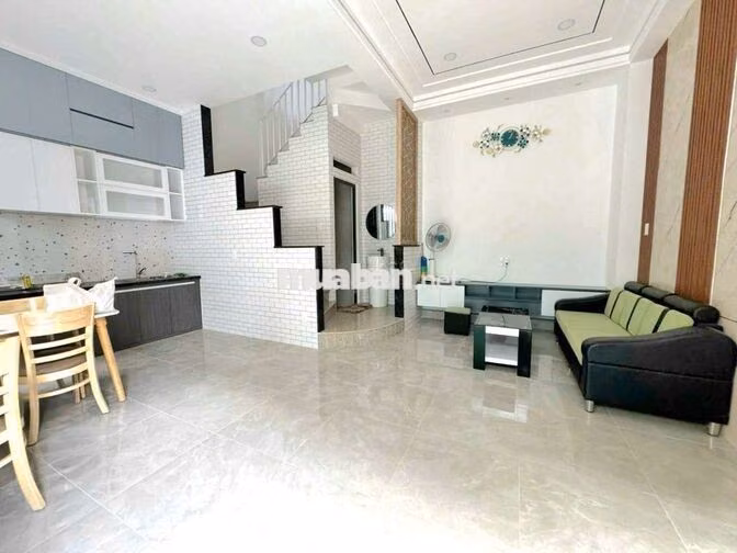 Bán Nhà Phan Huy Ích - 32m2 - 4 Tầng BTCT - Sát Emart .