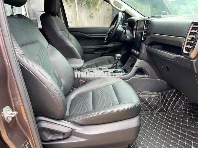 Ford Everest Ambient 2023 74.600 km Nâu