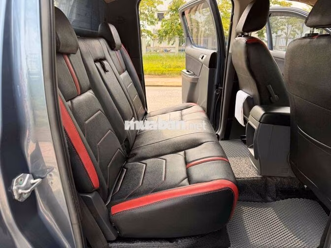 Bán Xe Mazda BT50 2018 4x4 MT Zin Đẹp